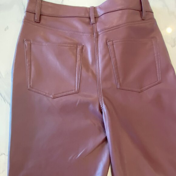 Reitmans - Vegan-leather, Straight leg, Maroon pants, Size 8 - Picture 6 of 8